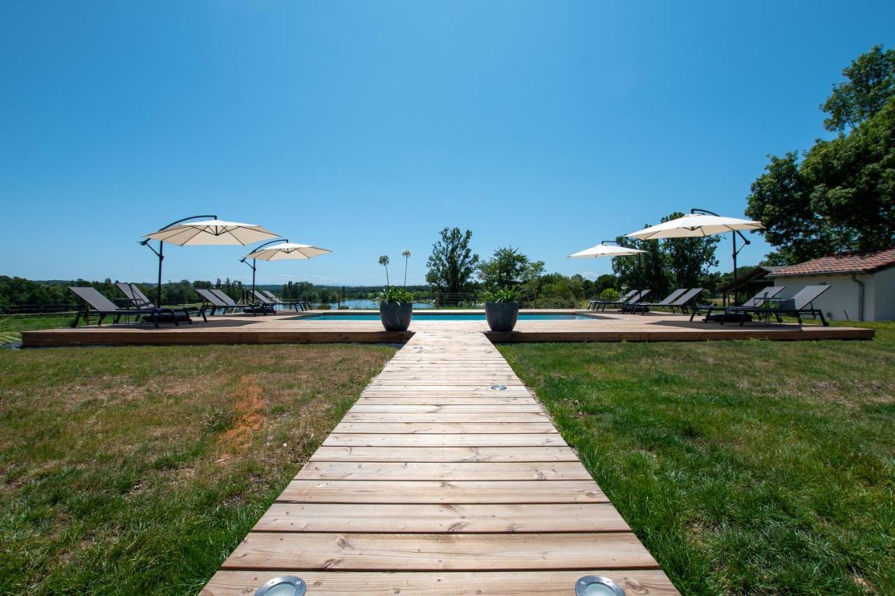 La Villa Face Au Lac Saramon Екстер'єр фото